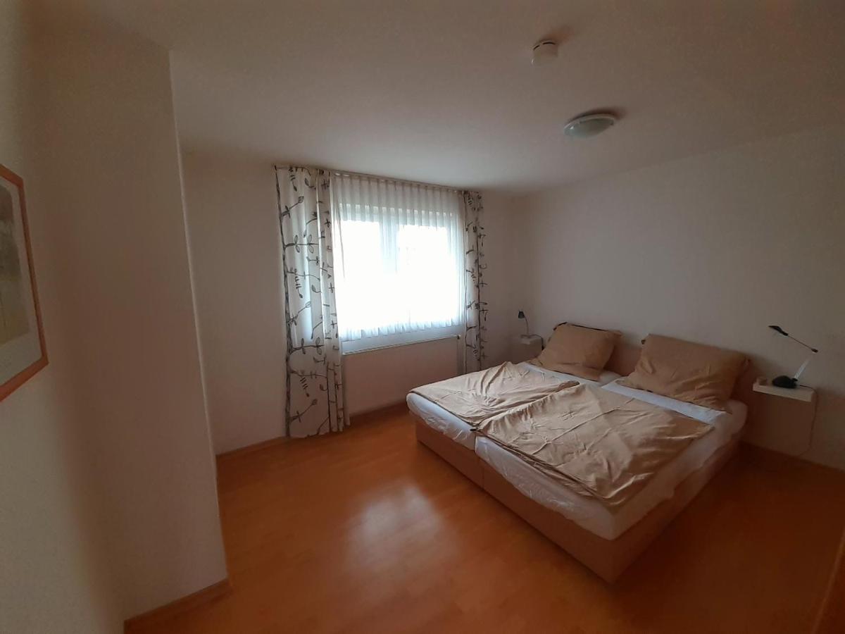 Wohnung Im Herzen Von Ettlingen Exteriör bild